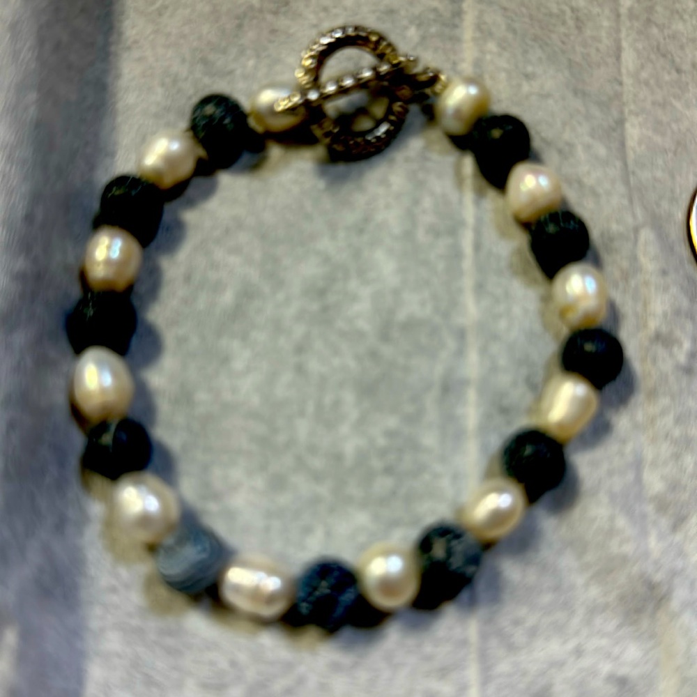Beautiful Fresh water pearl and volcano beads bracelet